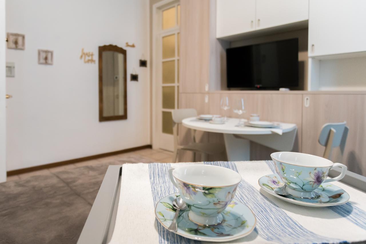 Love & Smile Apartment By Rent All Como Exterior foto